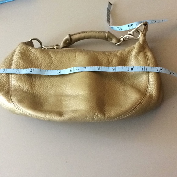 Hobo International Small Gold Leather Hobo Shoulder Bag - Picture 6 of 7